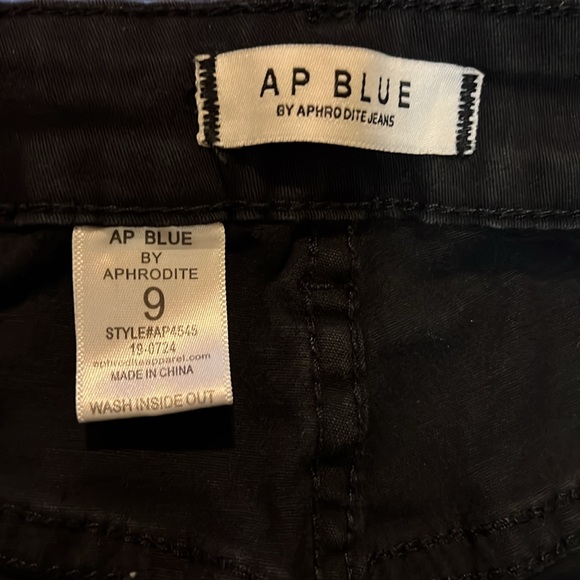 AP Blue by Aphrodite High-waisted Distressed Fringe Jeggings - Picture 5 of 5